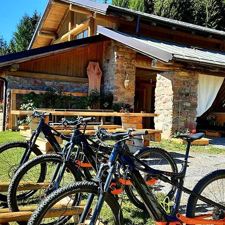 Castel Condino Chalet Chapeau Rar מראה חיצוני תמונה