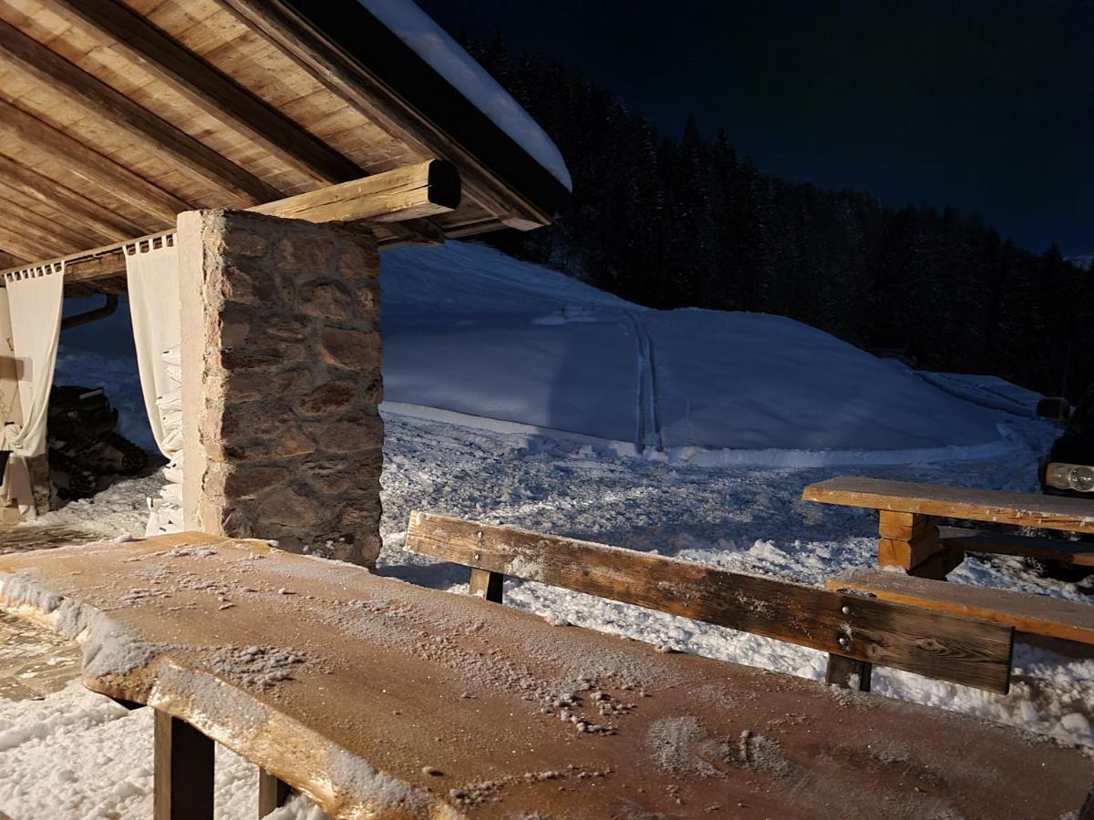 Castel Condino Chalet Chapeau Rar מראה חיצוני תמונה