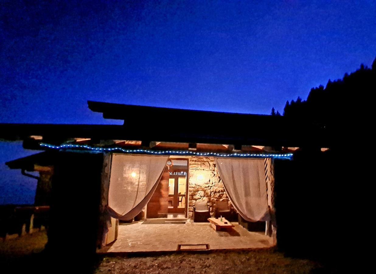 Castel Condino Chalet Chapeau Rar מראה חיצוני תמונה