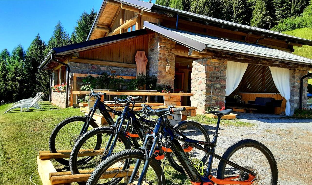 Castel Condino Chalet Chapeau Rar מראה חיצוני תמונה
