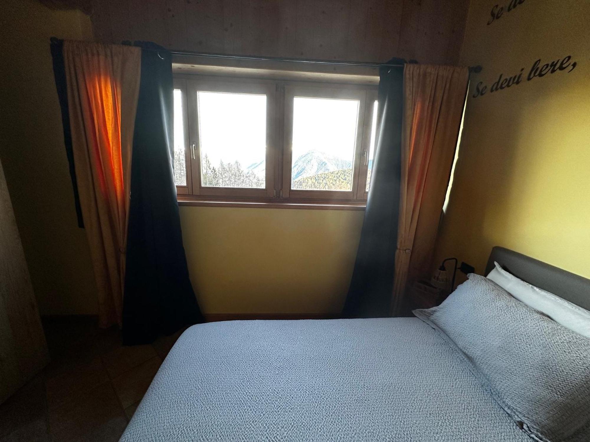 Castel Condino Chalet Chapeau Rar מראה חיצוני תמונה
